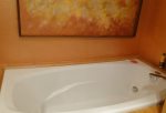 Heated jacuzzi tub in the main bath 